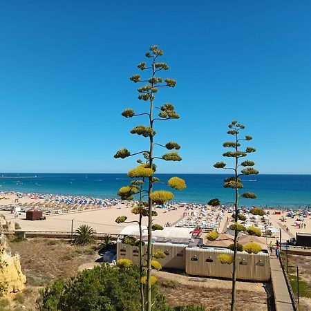 Luxury 2 Min Beach With Balcony, Ocean View, Wifi, Ac, Smarttv Portimão Buitenkant foto
