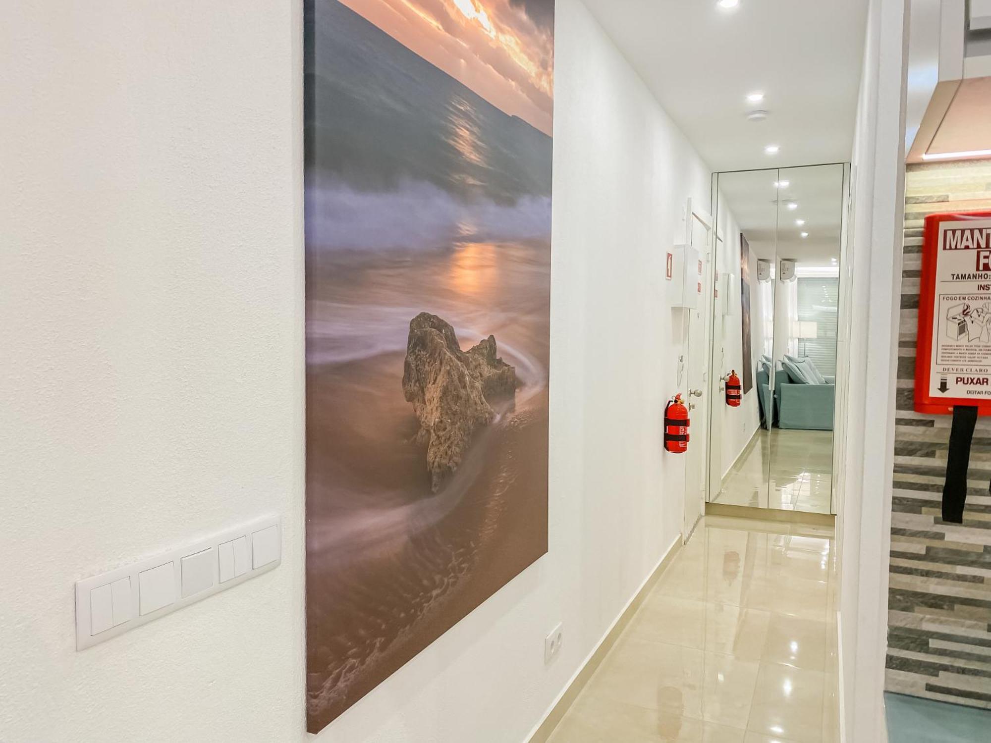Luxury 2 Min Beach With Balcony, Ocean View, Wifi, Ac, Smarttv Portimão Buitenkant foto