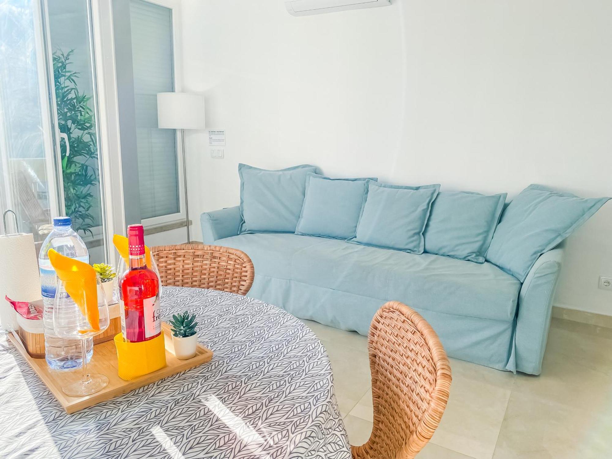 Luxury 2 Min Beach With Balcony, Ocean View, Wifi, Ac, Smarttv Portimão Buitenkant foto
