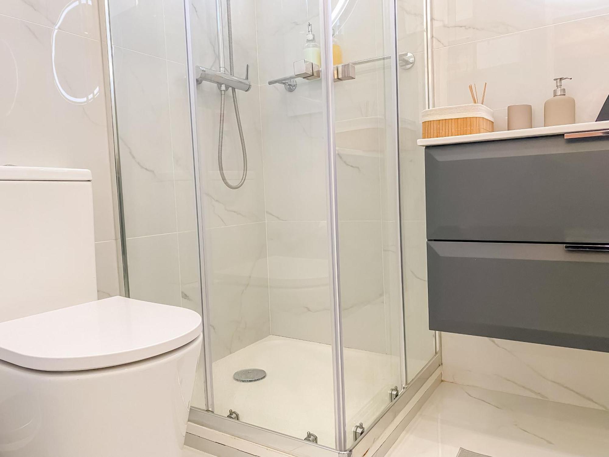 Luxury 2 Min Beach With Balcony, Ocean View, Wifi, Ac, Smarttv Portimão Buitenkant foto