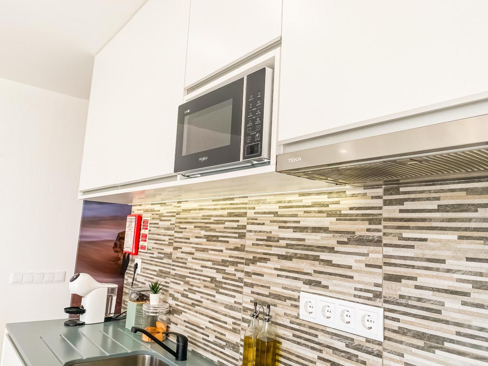 Luxury 2 Min Beach With Balcony, Ocean View, Wifi, Ac, Smarttv Portimão Buitenkant foto
